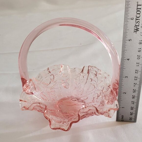 Vintage Fenton Glass Crimped Ruffled Basket Edge Dusty Pink with Handle - Picture 6 of 7